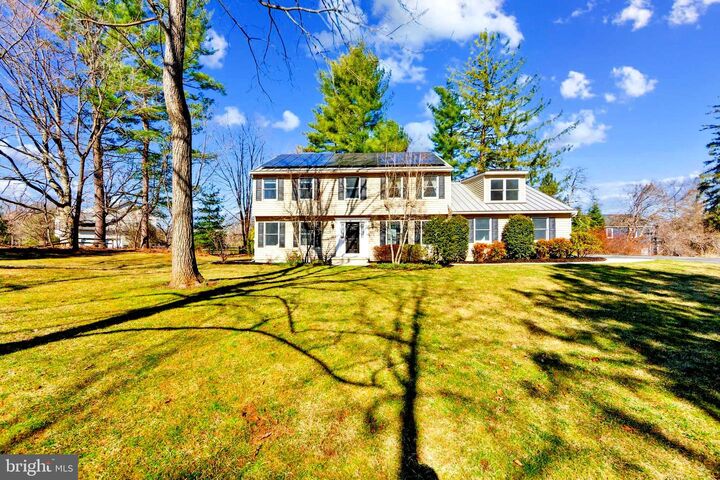 Property Photo:  16 Patterdale Place  PA 19335 