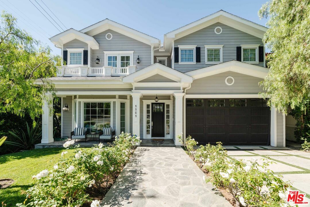 Property Photo: 1101 Hartzell St CA 90272