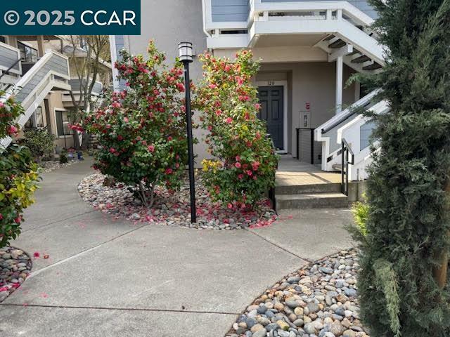 Property Photo: 2683 Oak Rd. #128 CA 94597