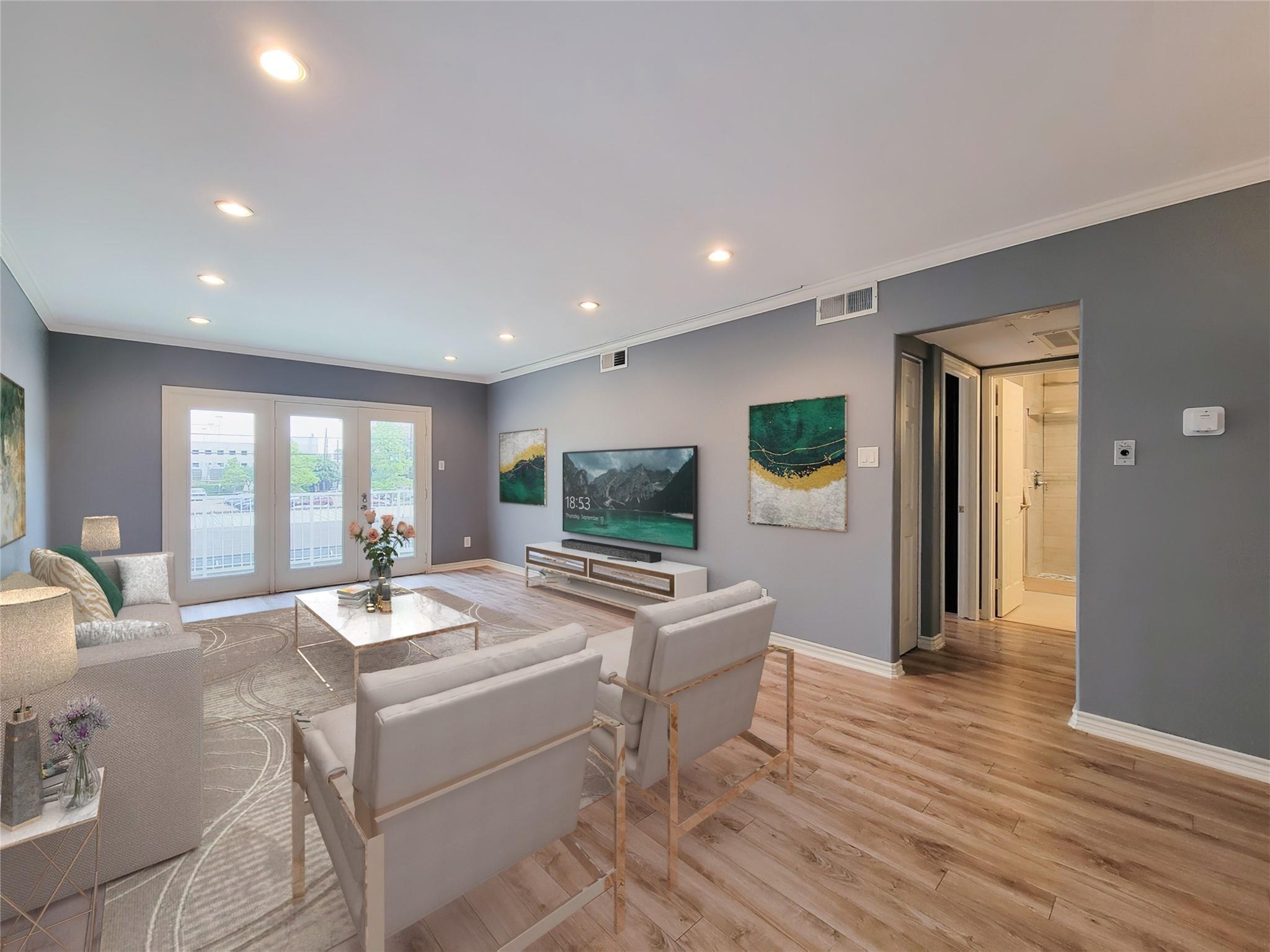 Property Photo: 2700 Bellefontaine Street A30 TX 77025