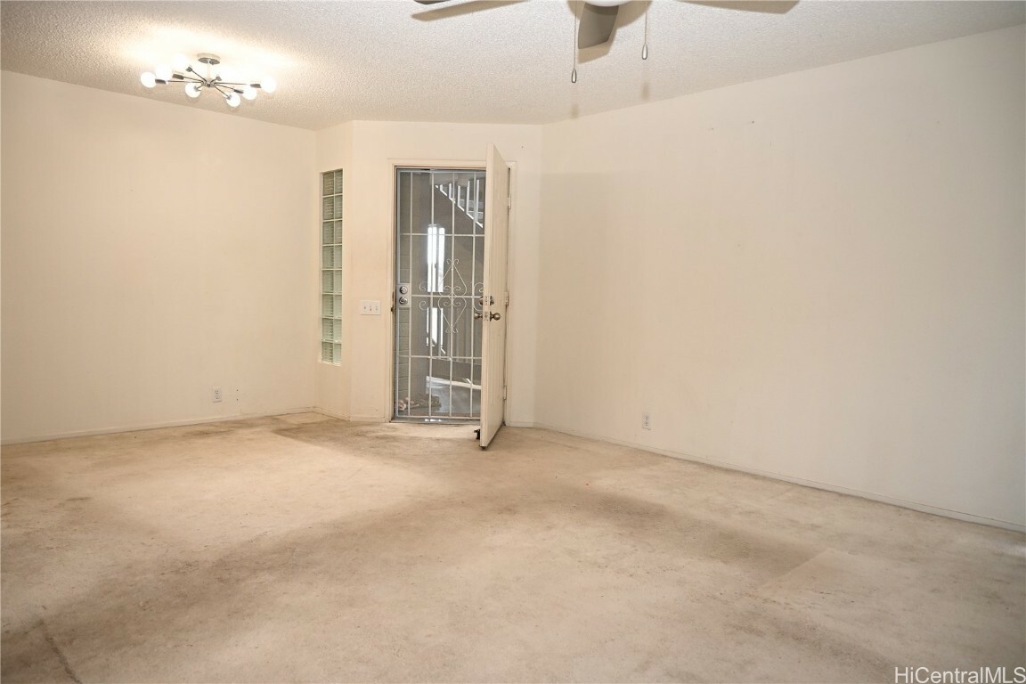 Property Photo: 91-285 Hanapouli Circle 9G HI 96706