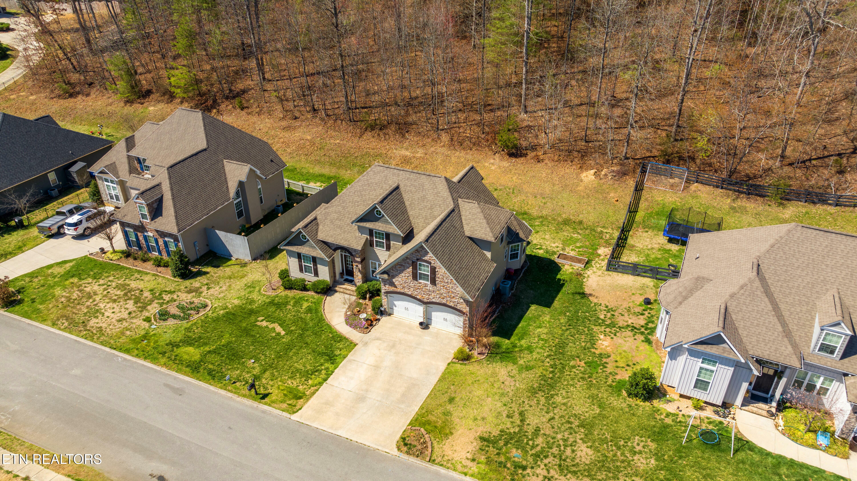 Property Photo: 657 Oak Hills Drive TN 37771