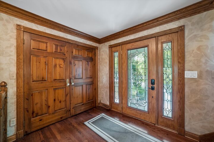 Property Photo:  W335n5511 Island View Ln  WI 53058