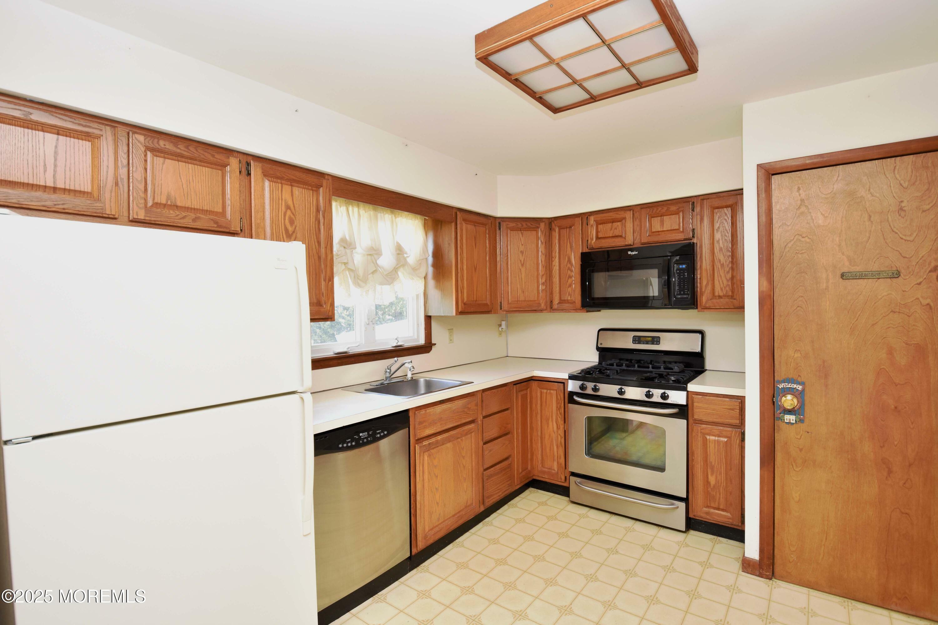 Property Photo: 21 Spruce Road NJ 08016