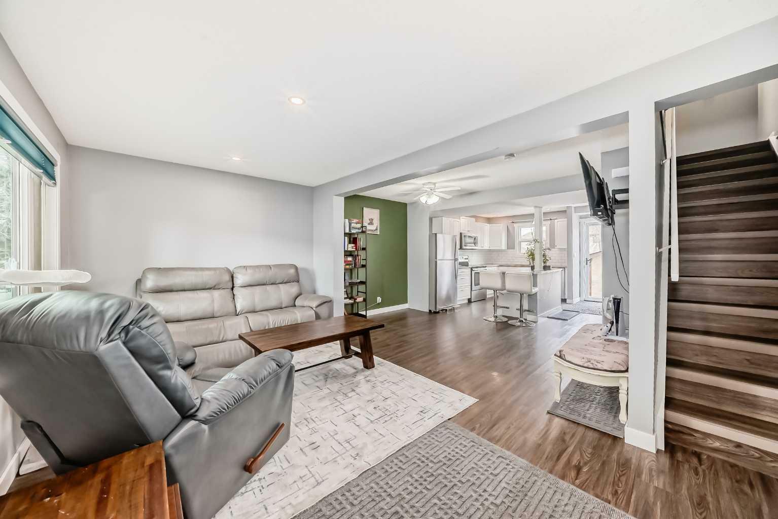 Property Photo: 274 Cornett Drive AB T4P 2Y3