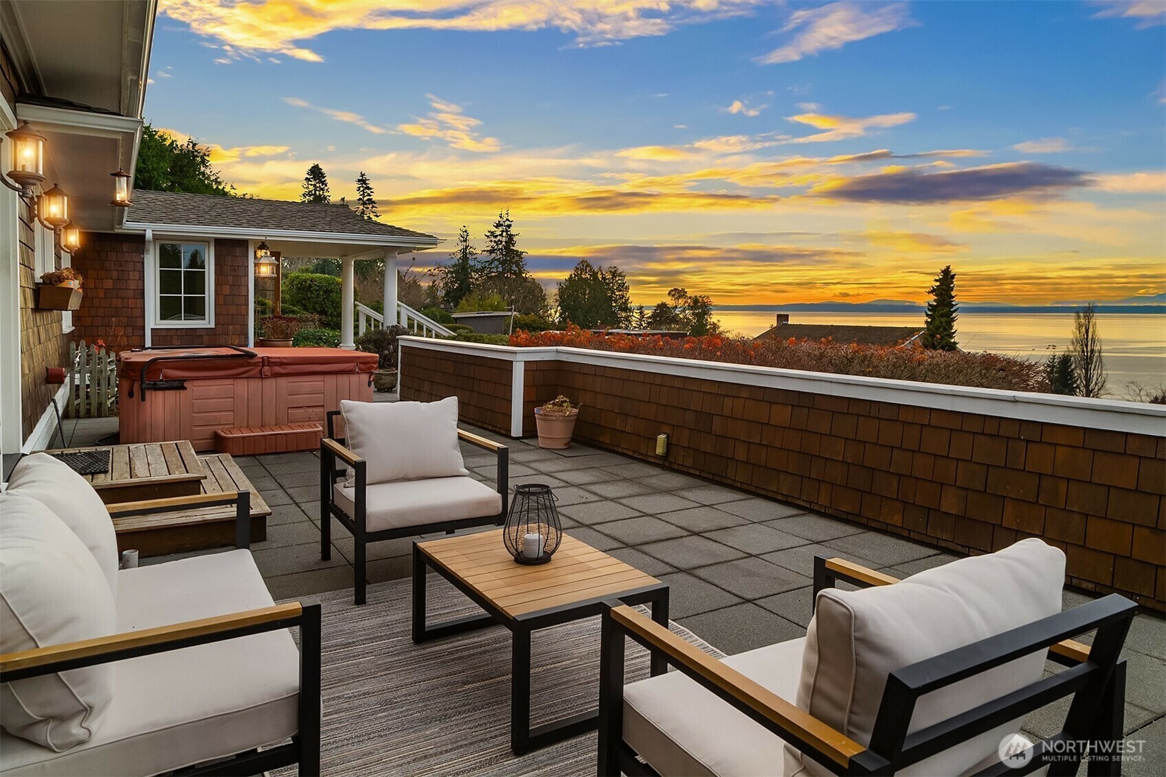Property Photo: 17764 15th Avenue NW WA 98177