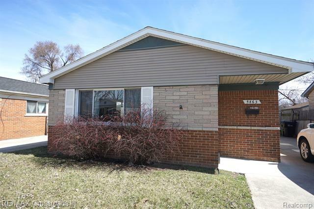 5863 Balfour Avenue  Allen Park MI 48101 photo