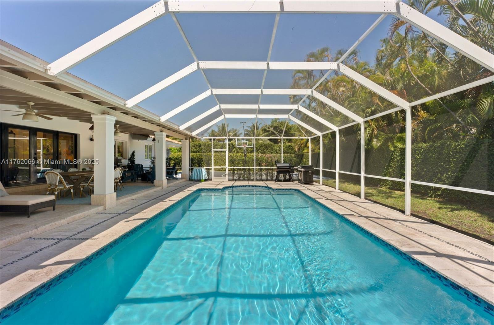 Property Photo: 13453 SW 58th Ave FL 33156