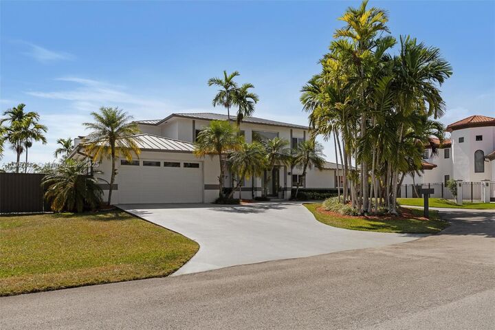 Property Photo:  9880 SW 148th Ter  FL 33176