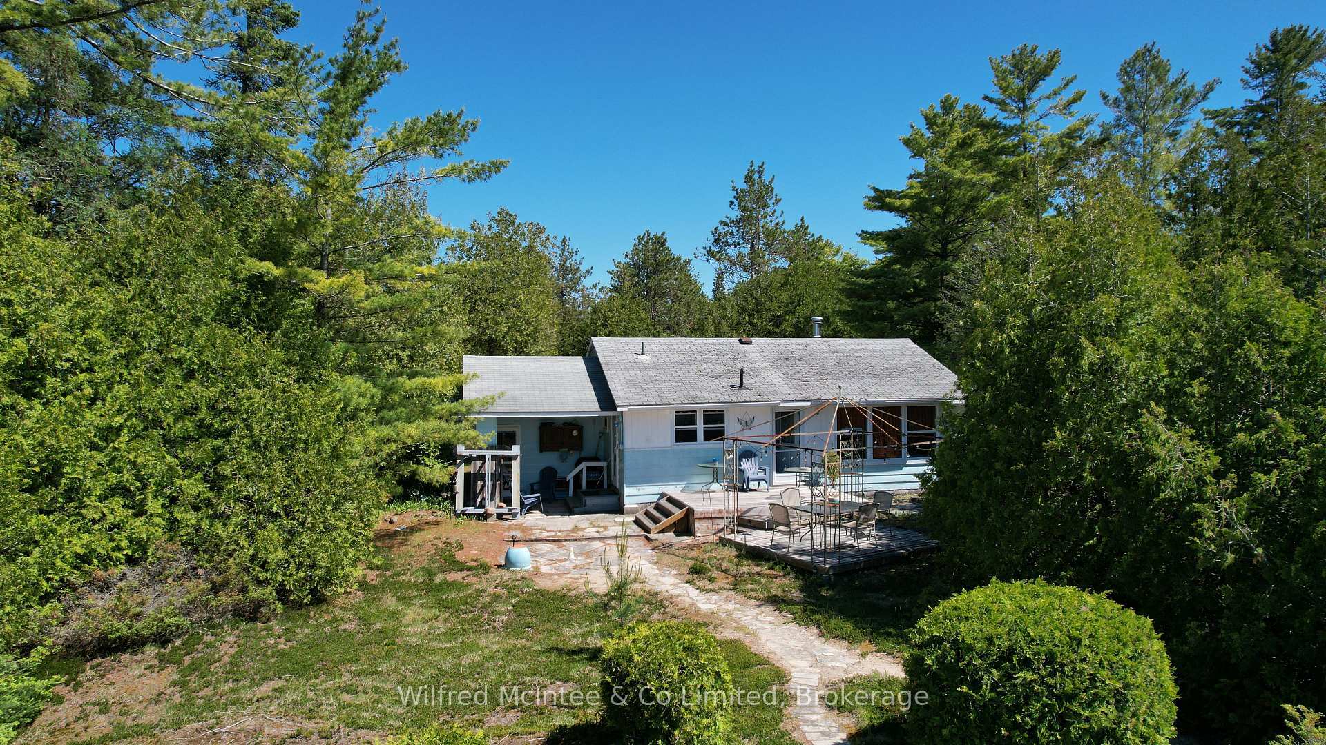 Property Photo: 47 Sog Je Wa Sa Drive ON N0H 2G0