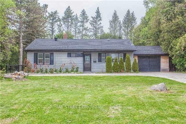 Property Photo: 1011 Janette Street ON L3Y 3C4
