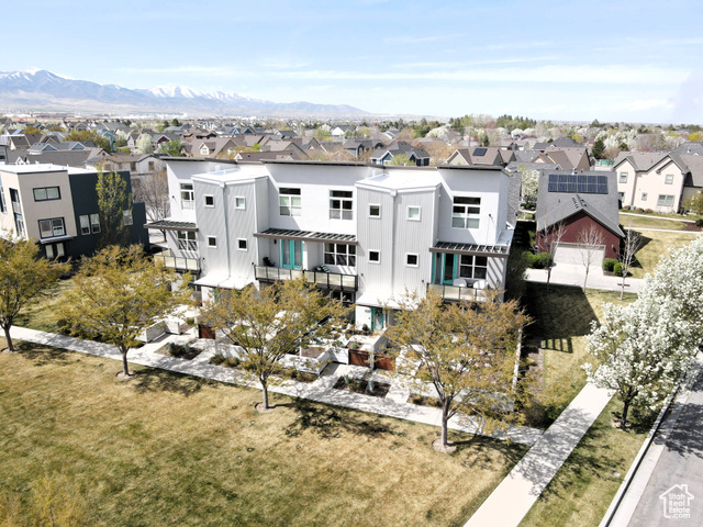 Property Photo: 4532 W Vermillion Dr UT 84009