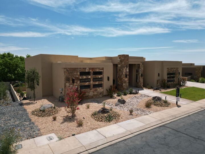 Property Photo: 5102 N Evening Star Dr UT 84770