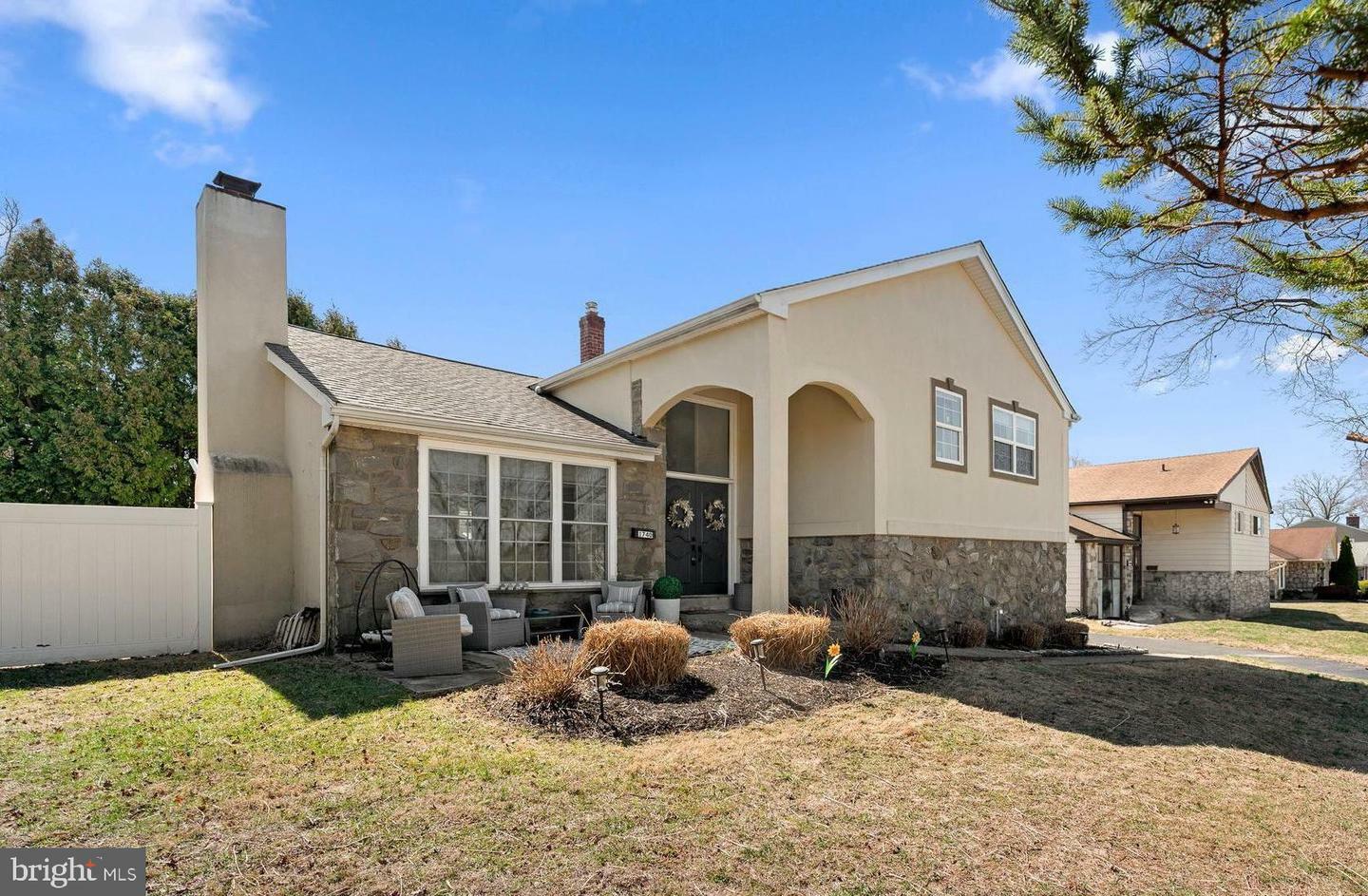 Property Photo: 1740 Sue Ellen Drive PA 19083