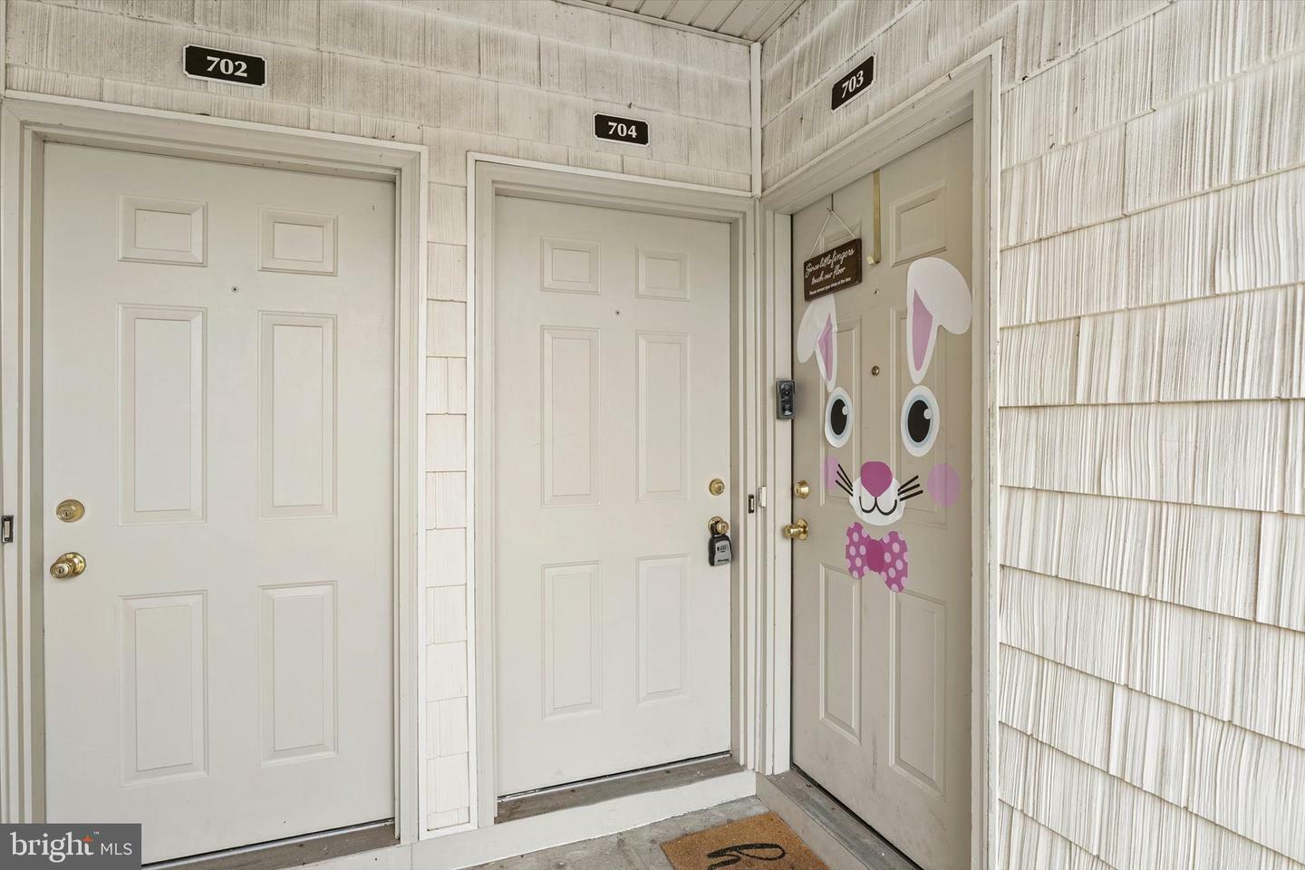 Property Photo: 704 Brian Ct NJ 08540