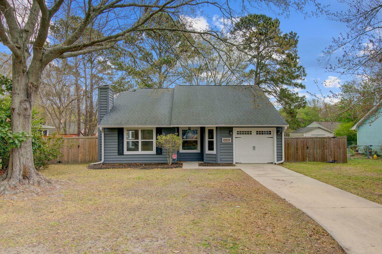 Property Photo: 1146 Rivercrest Drive SC 29412