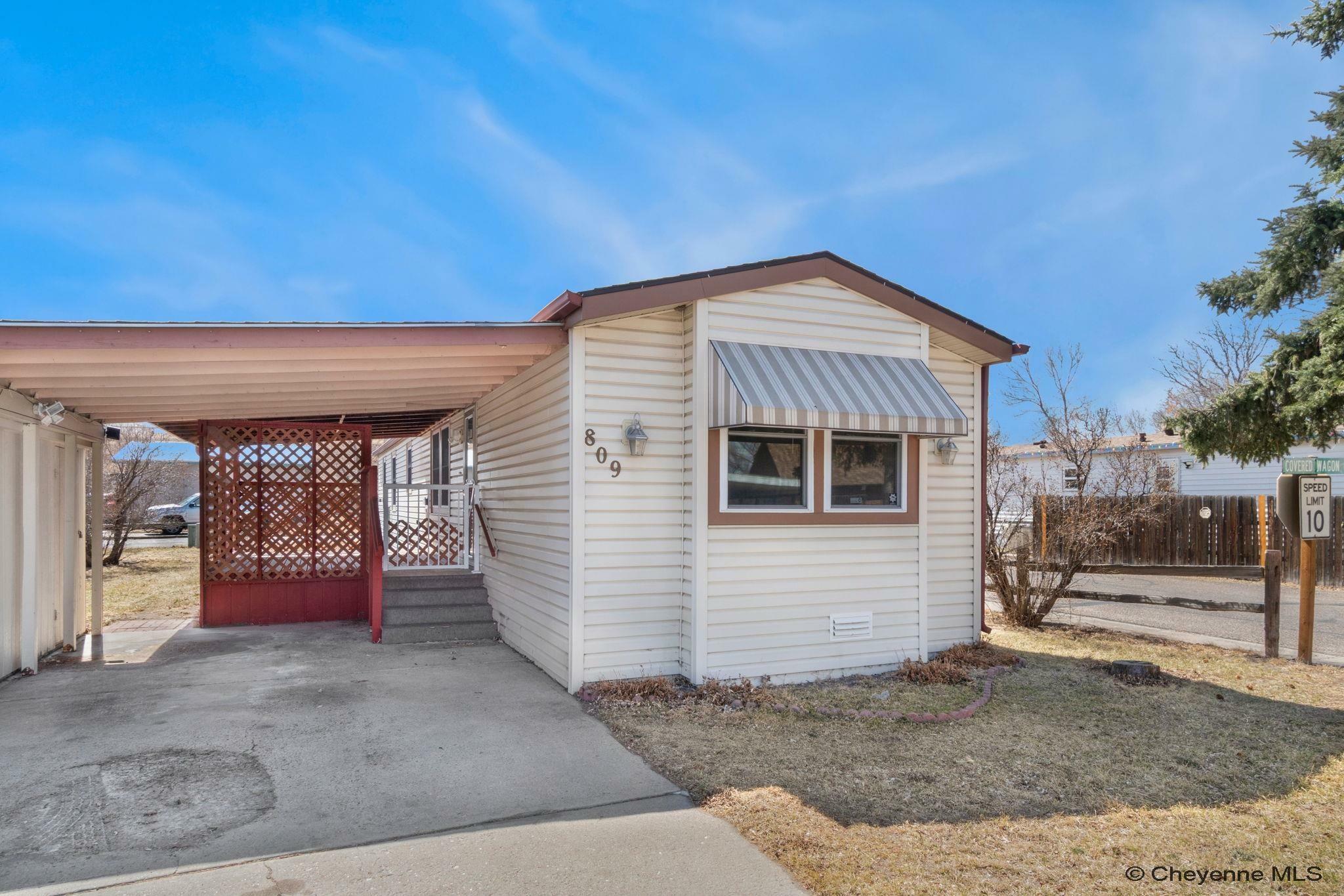Property Photo: 809 Covered Wagon WY 82007