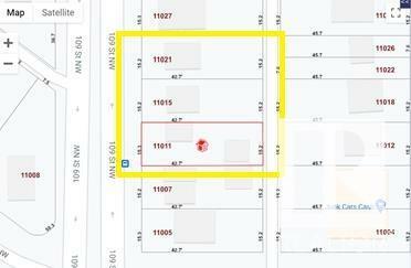 Property Photo:  11011/15/21 109 Street NW  AB T5G 2V8 