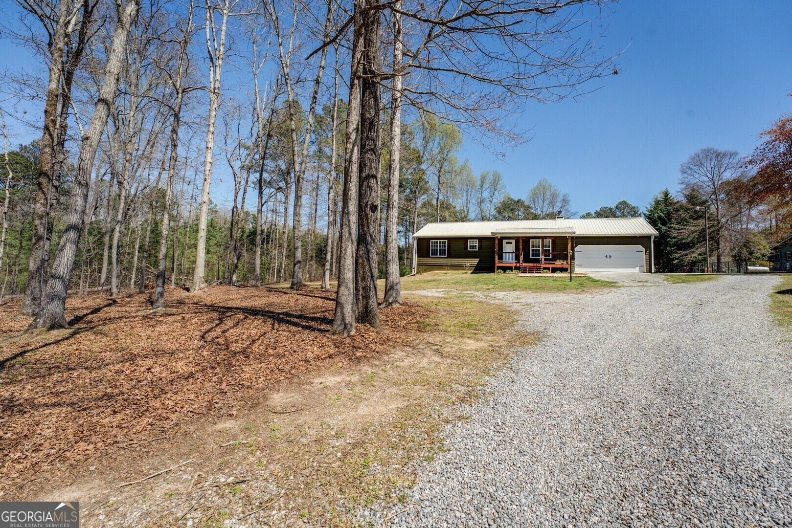 Property Photo: 1240 H D Atha Road GA 30655