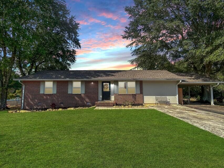 Property Photo:  1322 Fernwood Drive  GA 30728 