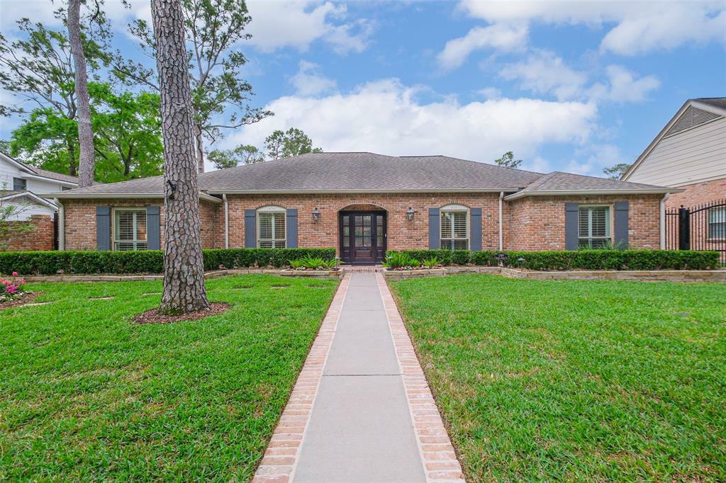 12419 Broken Arrow Street  Houston TX 77024 photo