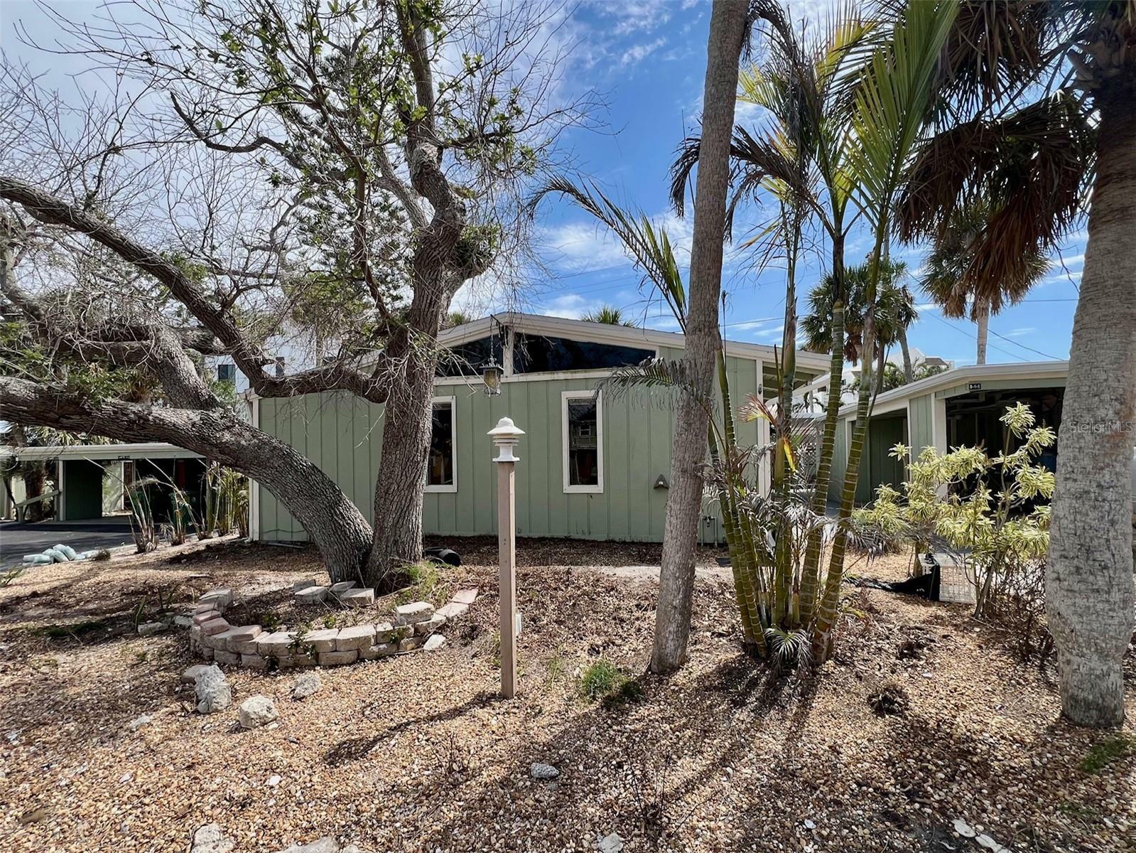 Property Photo: 2985 N Beach Road Bv-5 FL 34223