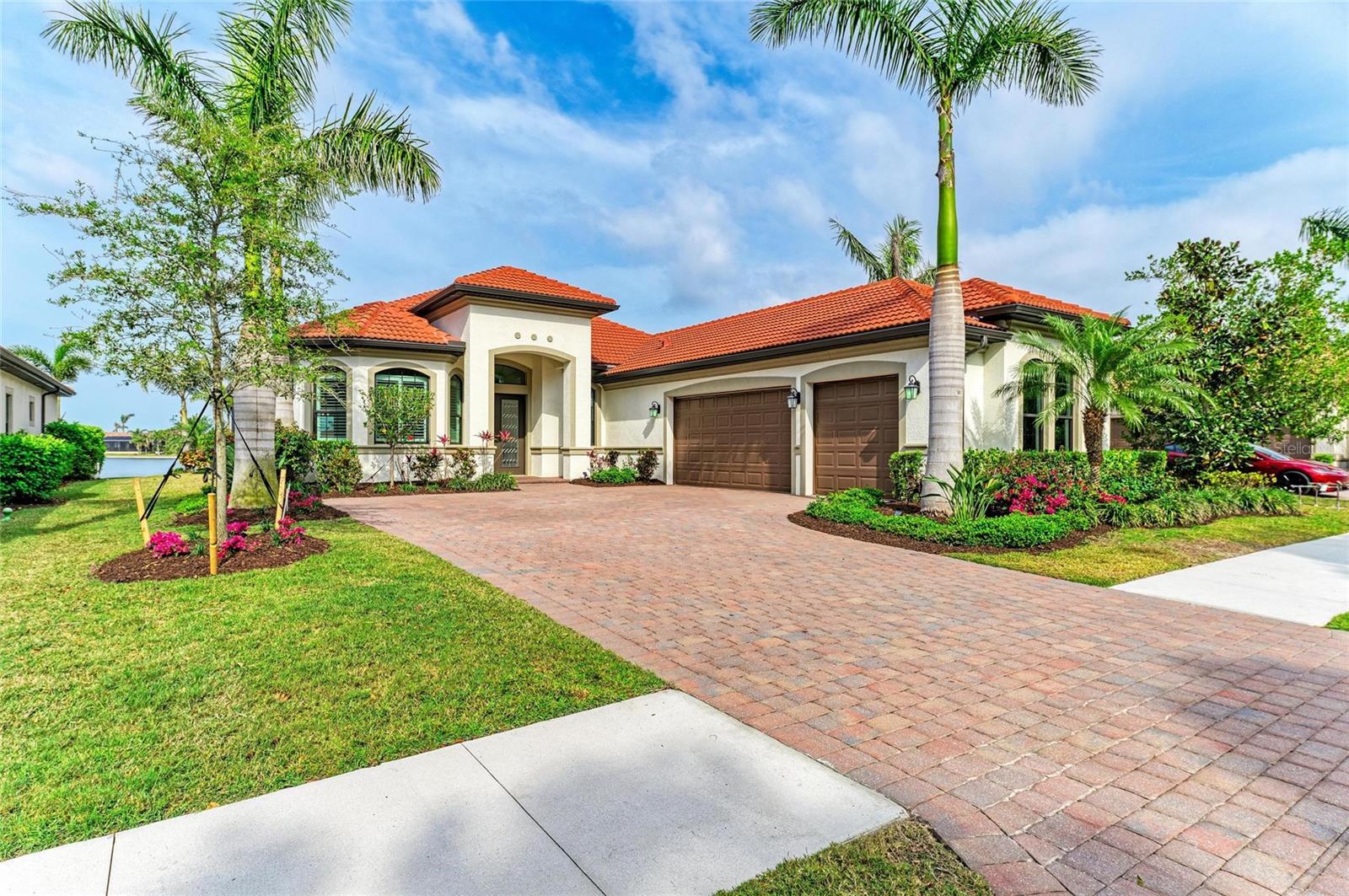 Property Photo: 344 Maraviya Boulevard FL 34275