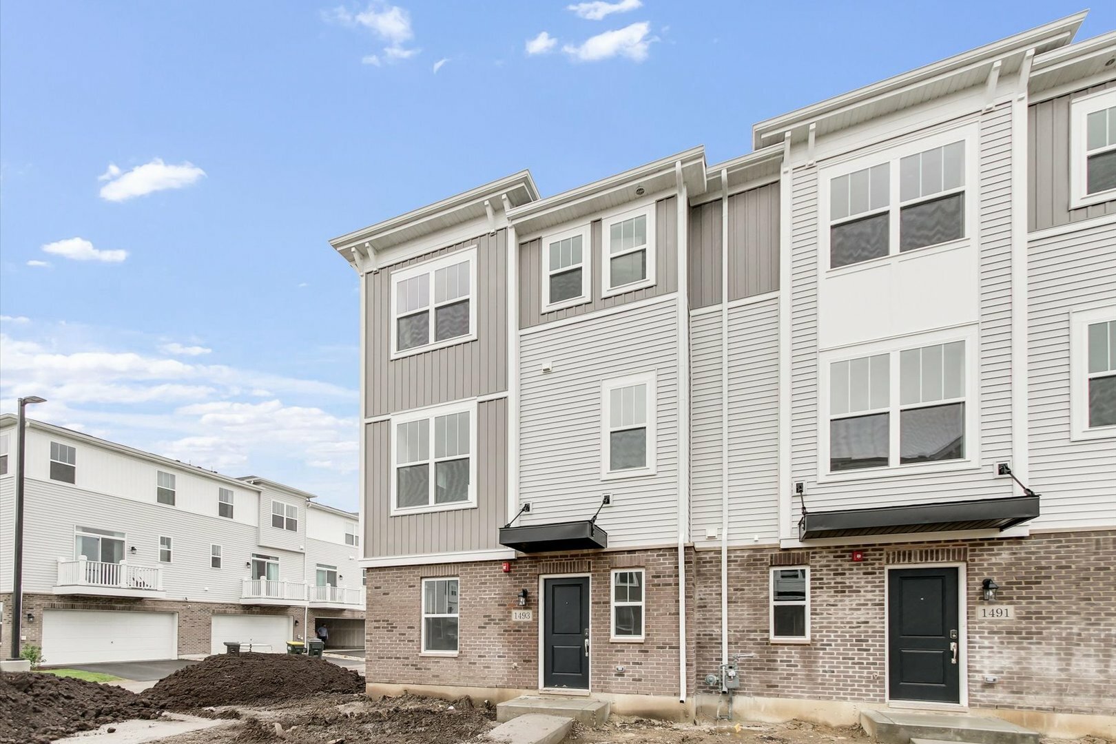 Property Photo: 1493 Blaine Street IL 60018