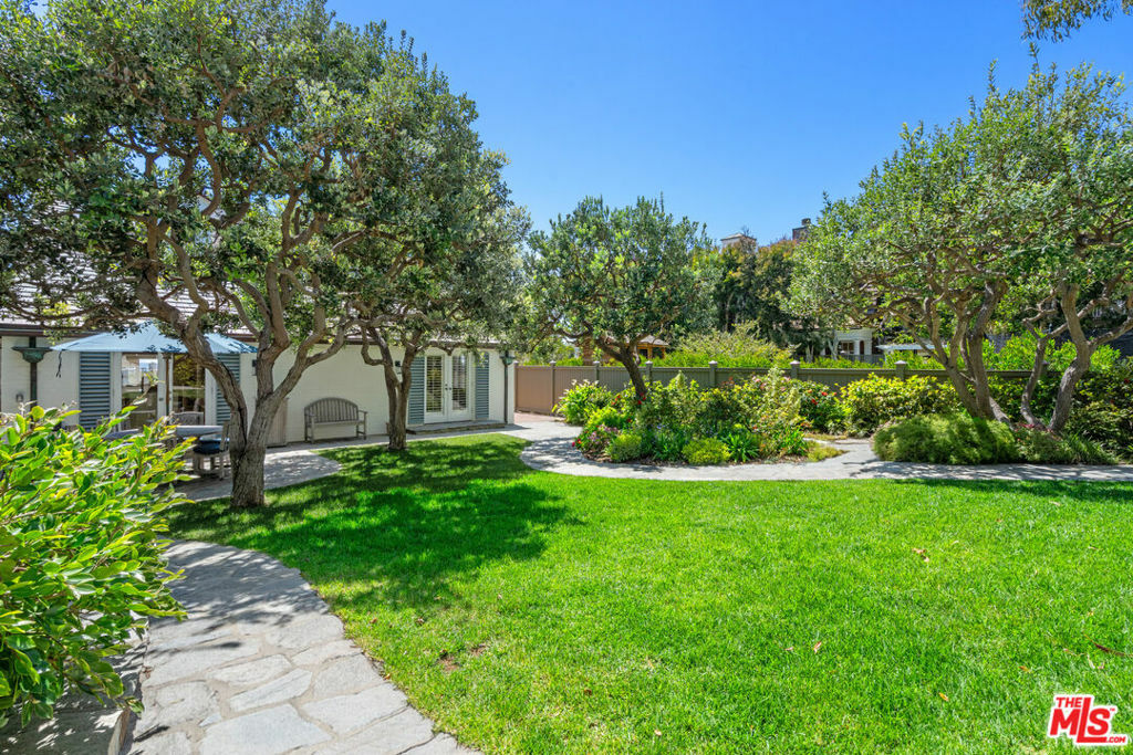Property Photo: 31202 Broad Beach Road CA 90265