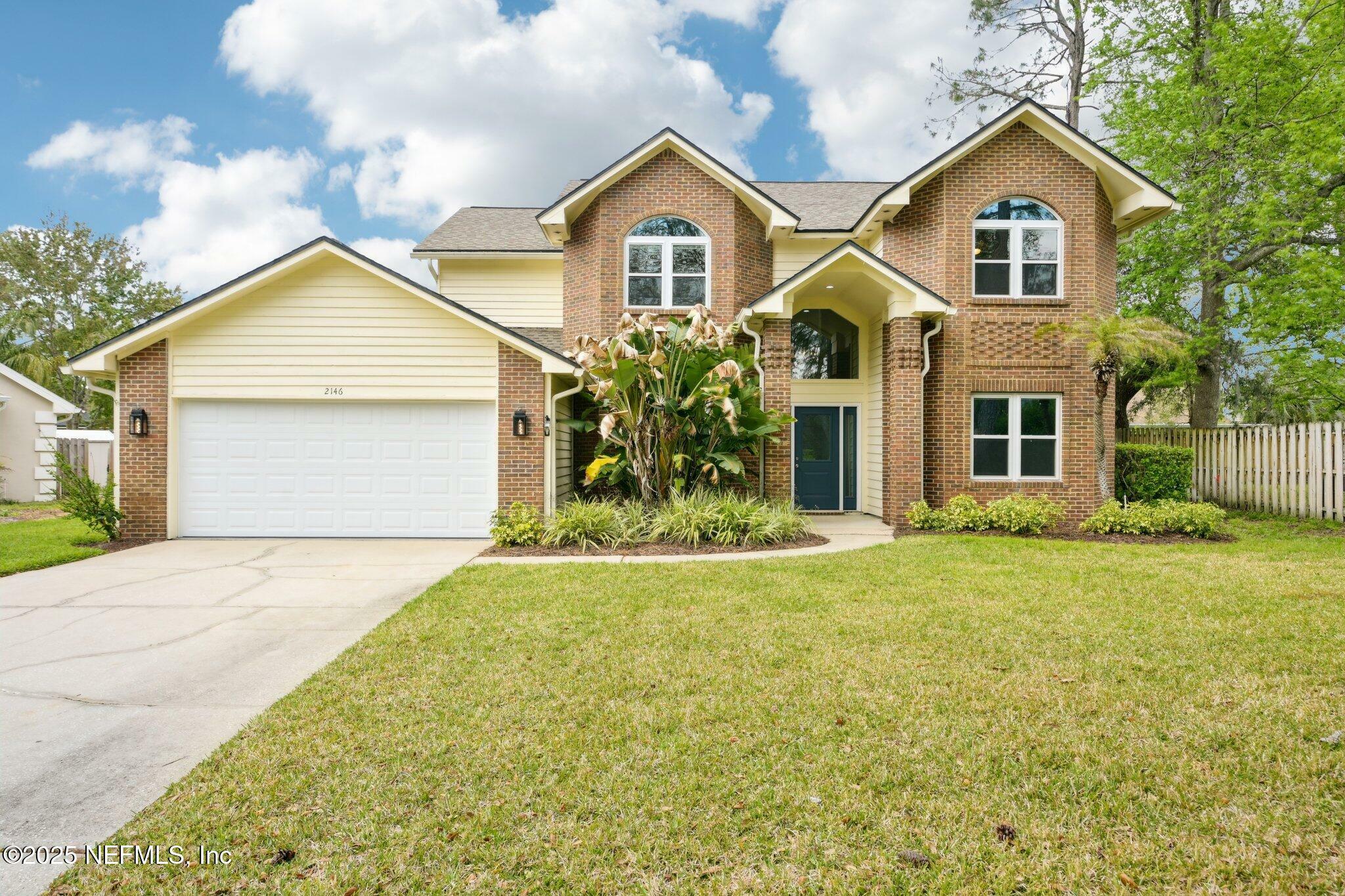Property Photo: 2146 Walkabout Court FL 32224