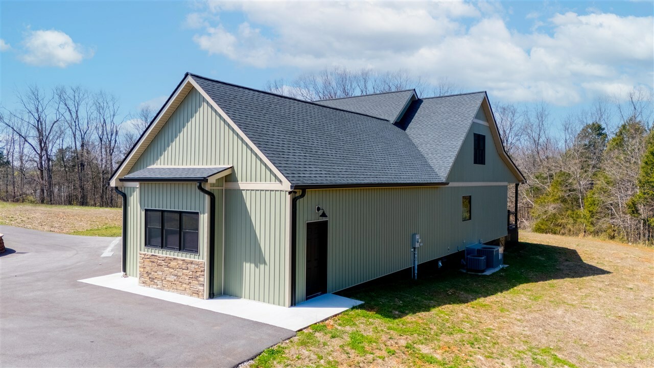 Property Photo: 209 Massey Road KY 42101