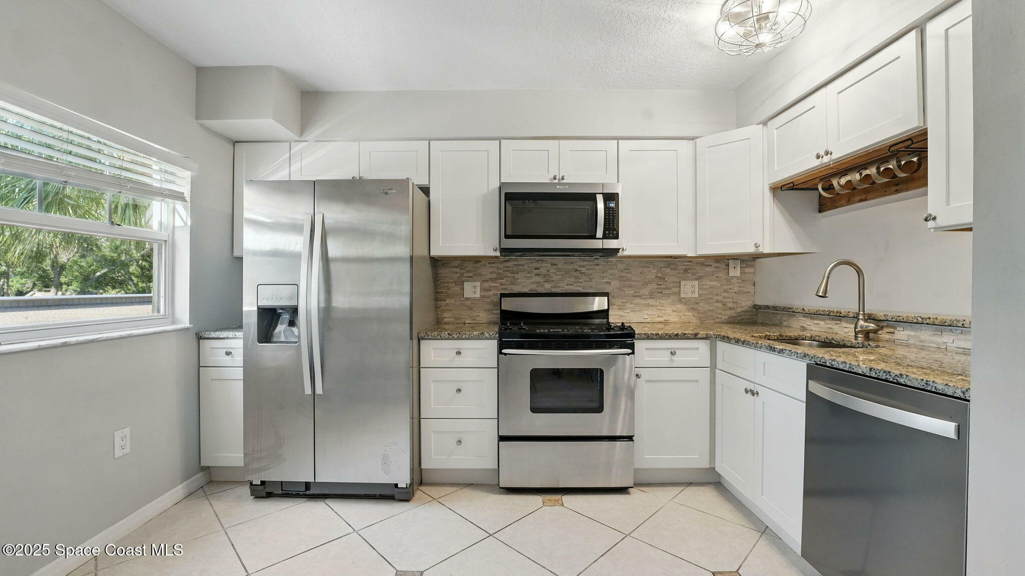 Property Photo: 1600 Woodland Drive FL 32955