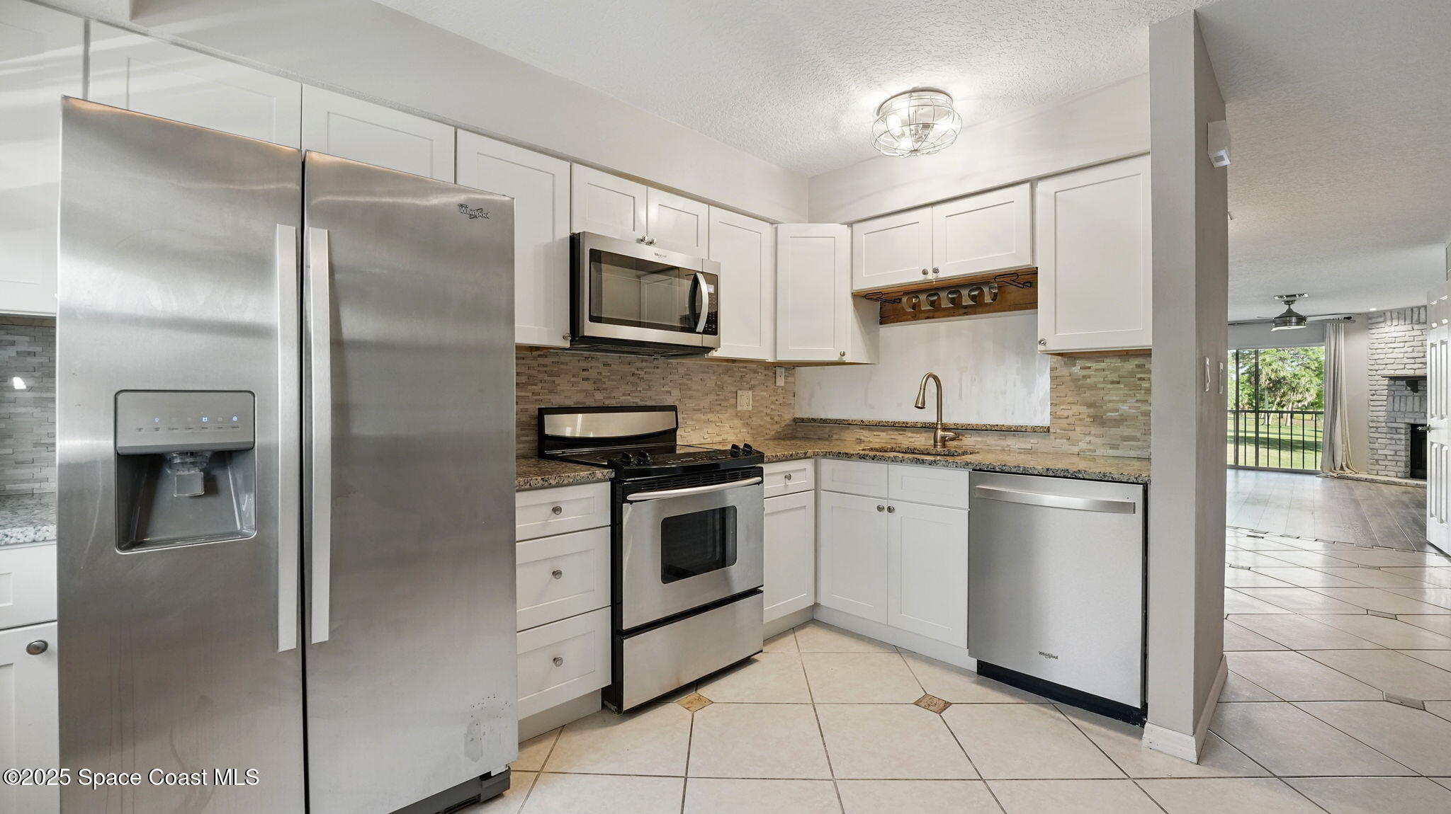 Property Photo: 1600 Woodland Drive FL 32955