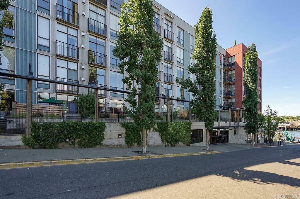 Property Photo: 409 Swift St 118 BC V8W 1S2