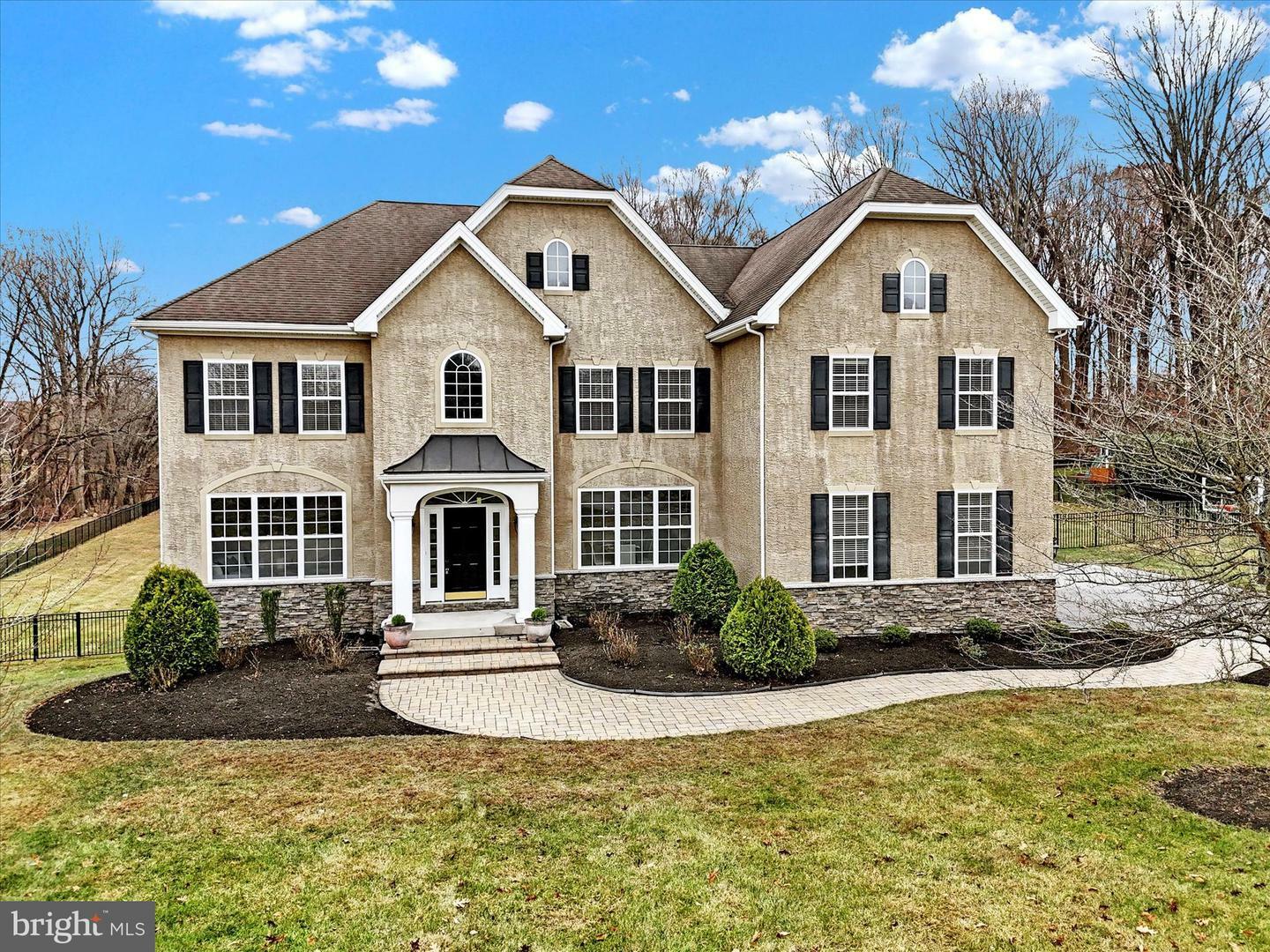 Property Photo: 108 Carisbrooke Court PA 19350