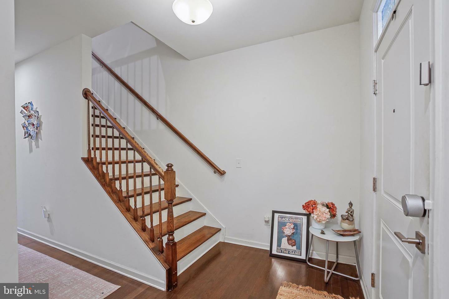 Property Photo: 3620 Chippendale Circle VA 22193