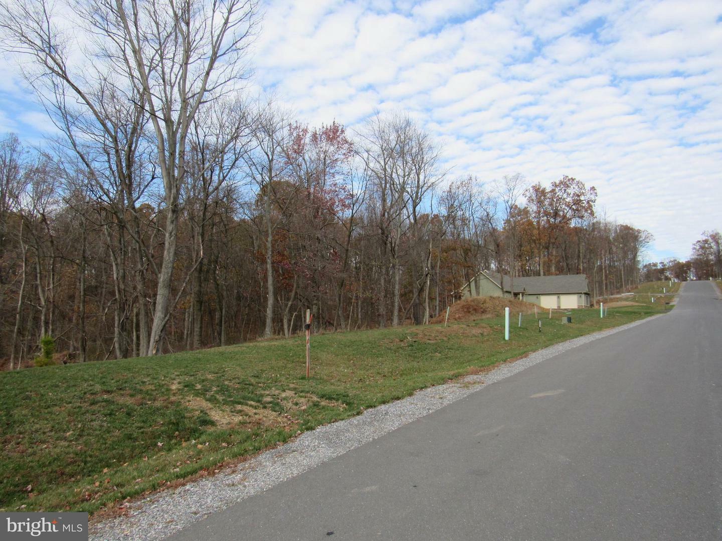 10541 White Oak Drive  Waynesboro PA 17268 photo