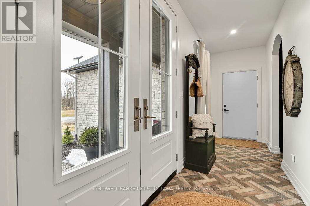 Property Photo: 1684 Trizisky Street ON K0E 1S0