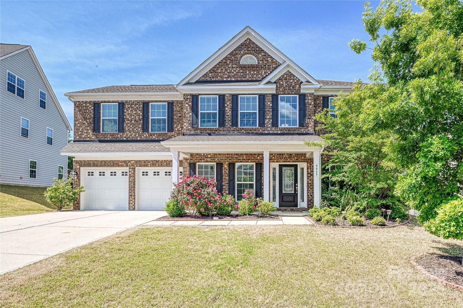 Property Photo: 9937 Travertine Trail NC 28036