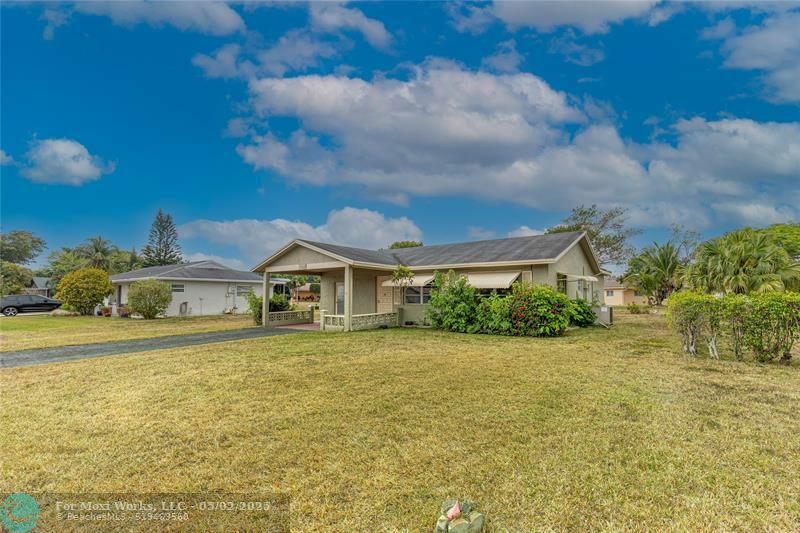 Property Photo: 7203 NW 89th Ave FL 33321
