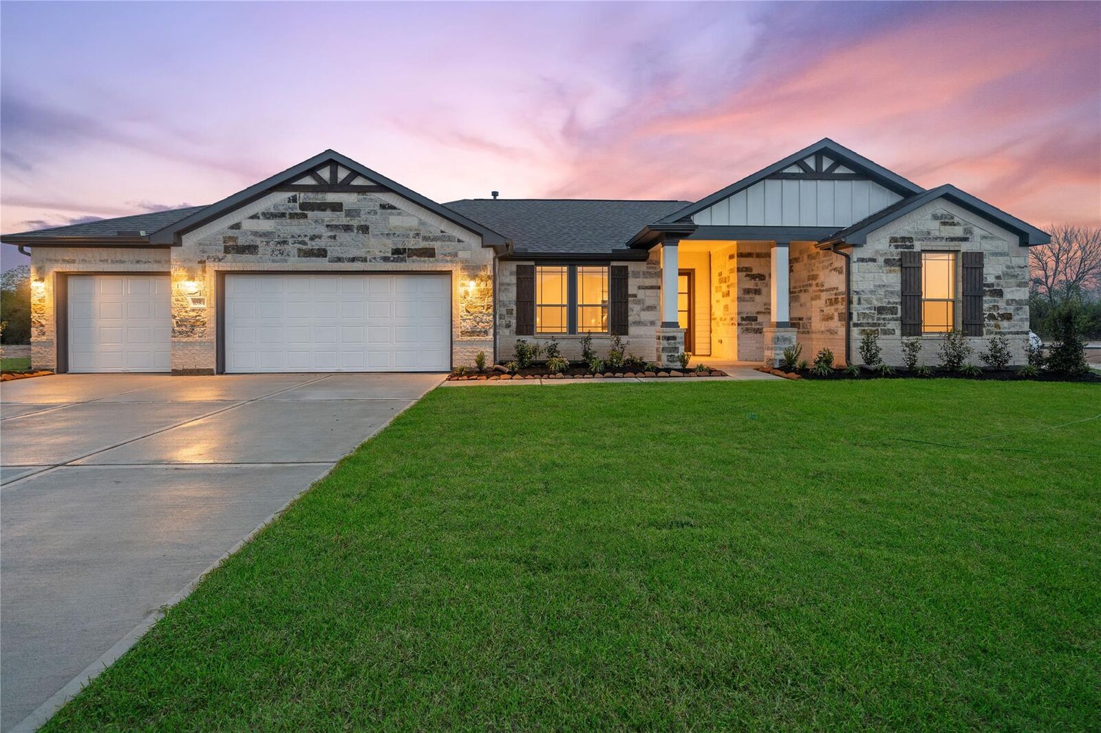 Property Photo: 1084 Westfork Drive TX 77474