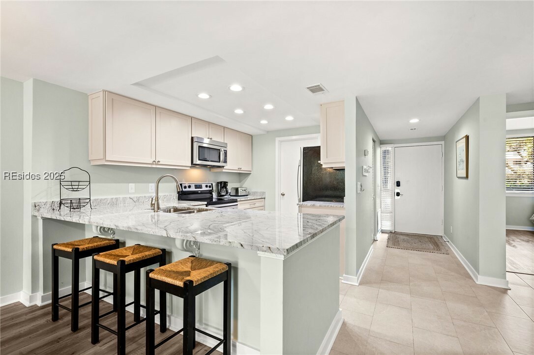 21 S Forest Beach Drive 220  Hilton Head Island SC 29928 photo