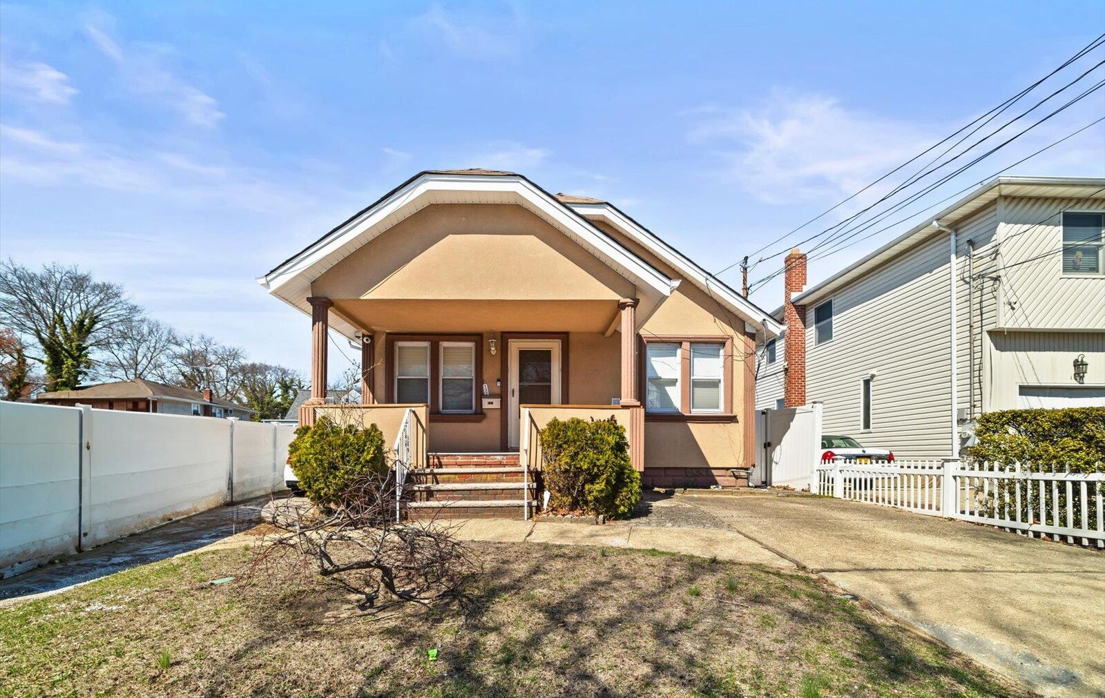 Property Photo:  132 S Terrace Place  NY 11580 