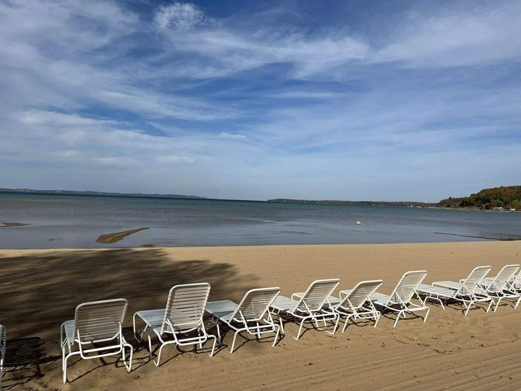 Property Photo:  2305 N US-31 300  MI 49686 