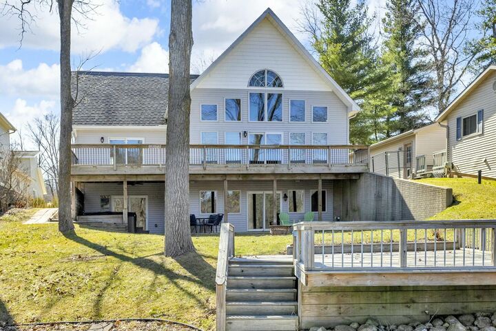 Property Photo: 11262 Lemott Circle MI 49249