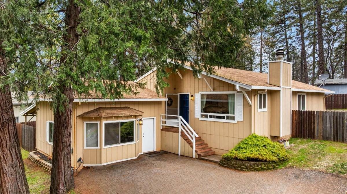 Property Photo: 10962 Henson Way CA 95949