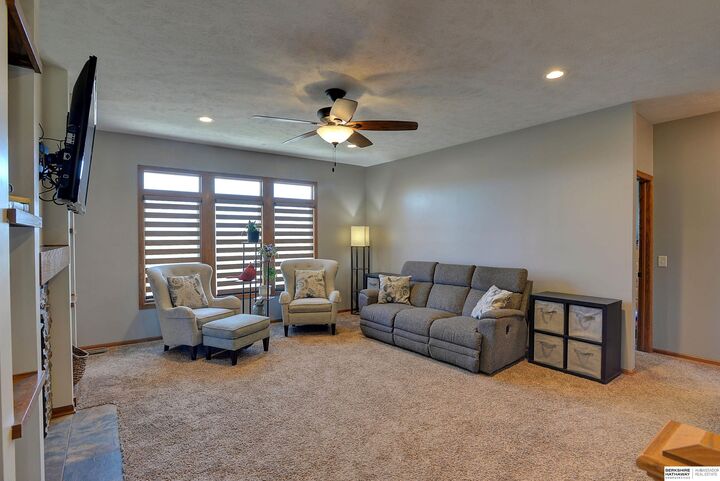 Property Photo: 10020 N 152nd Street NE 68462