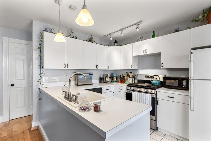 Property Photo:  160 High Street 160A  MA 01950 