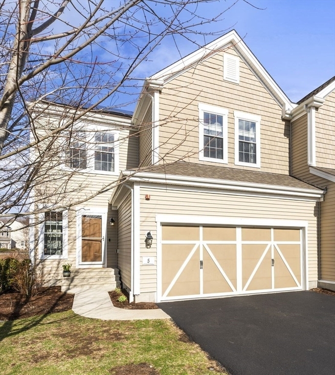 Property Photo:  5 Sweetwater Way 5  MA 01748 
