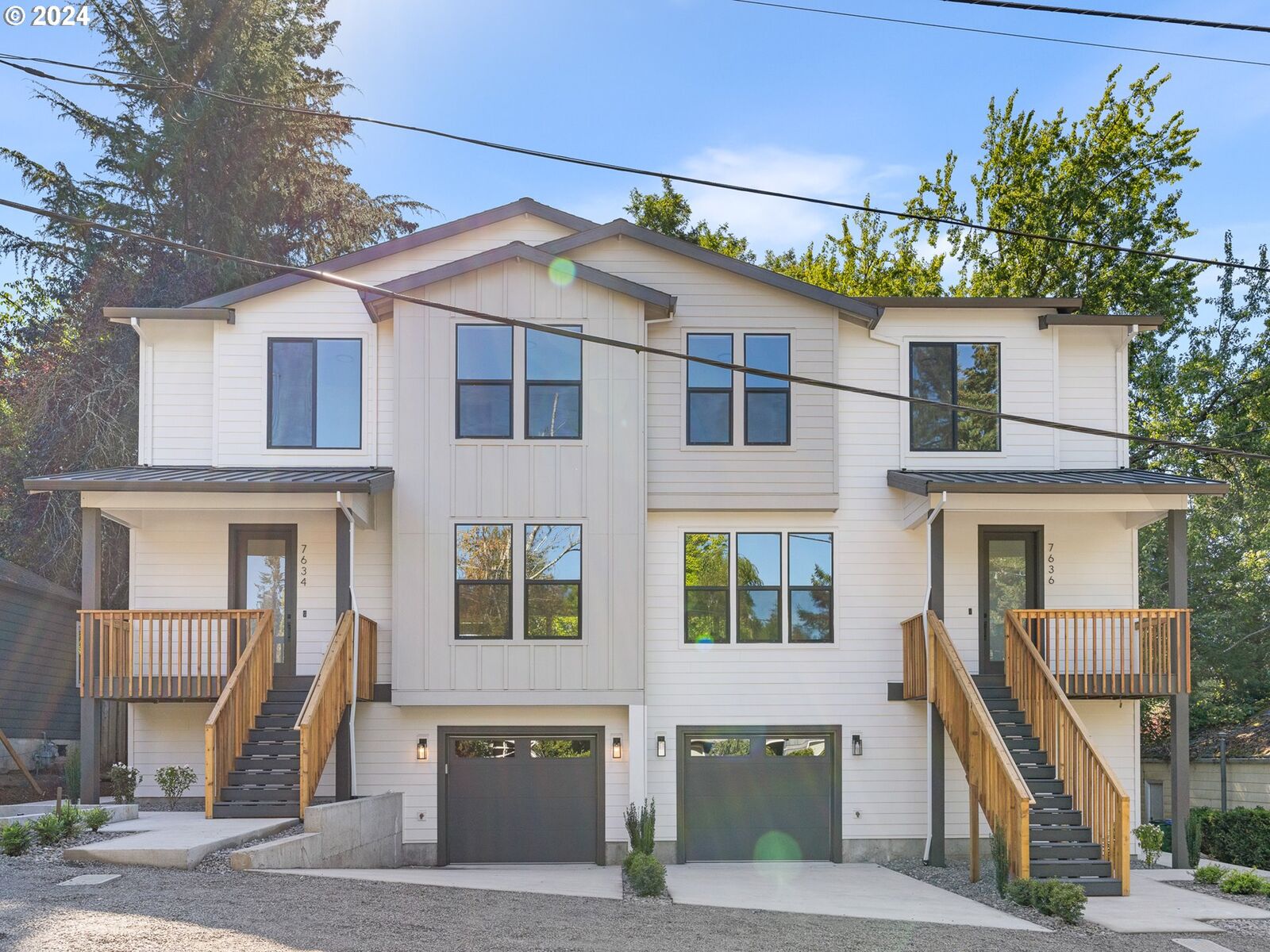 Property Photo:  7636 SW 30th Ave  OR 97219 